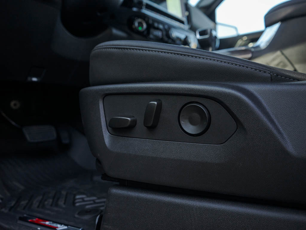 New 2025 Chevrolet Silverado 1500 LTZ w/ LTZ Premium Package image 18