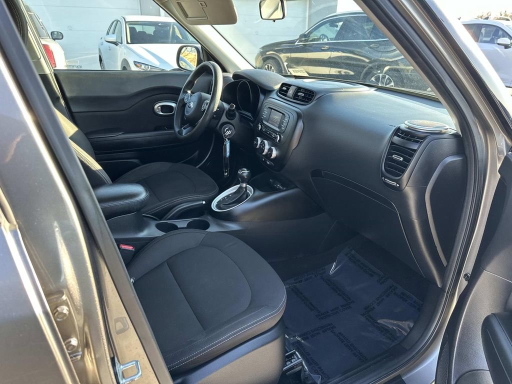 Used 2016 Kia Soul w/ Option Group 020 image 29