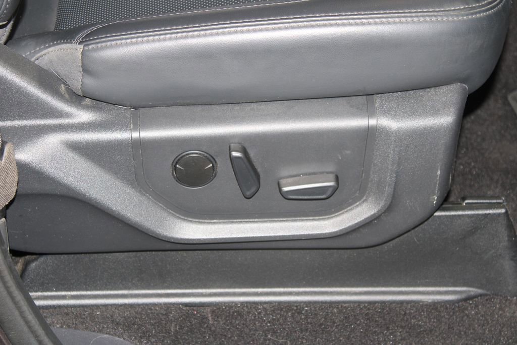 Used 2023 Ford Expedition XLT image 29