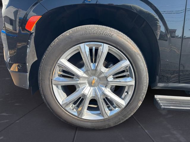 Used 2023 Chevrolet Tahoe High Country w/ Advanced Technology Package image 14