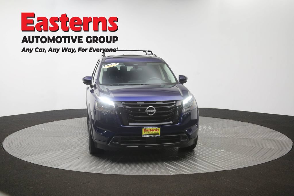 Used 2023 Nissan Pathfinder SV w/ SV Premium Package AWD/4WD image 53