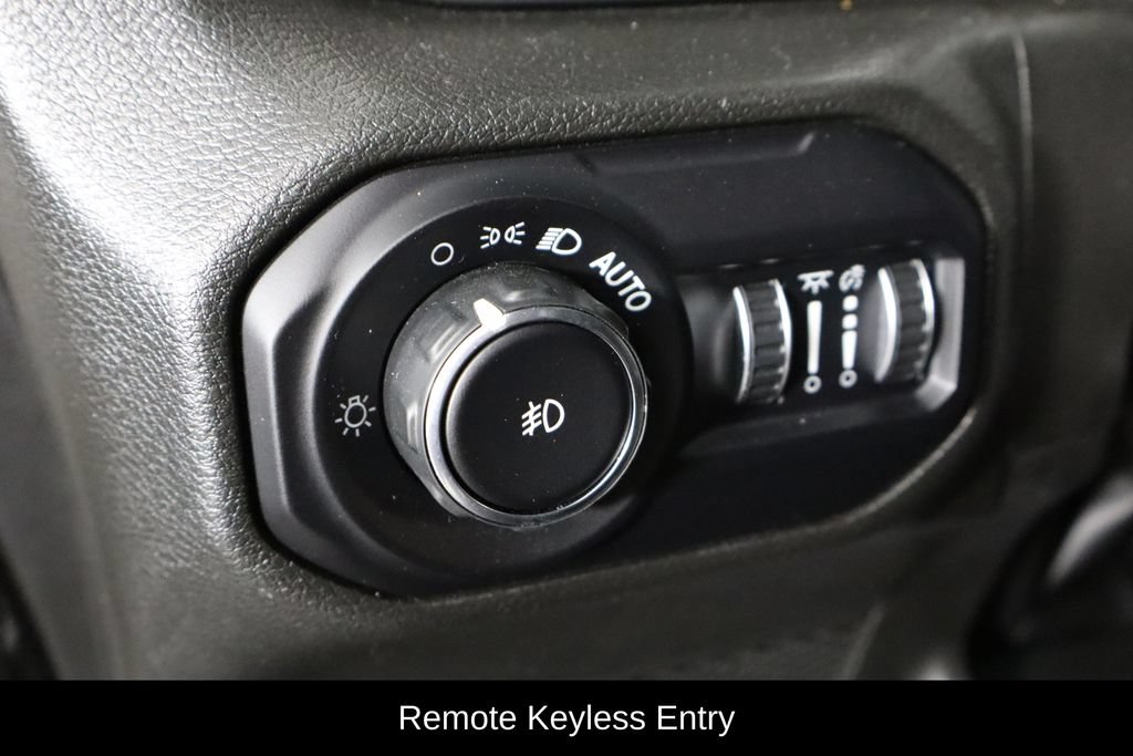 Used 2022 Jeep Wrangler Sport AWD/4WD image 14