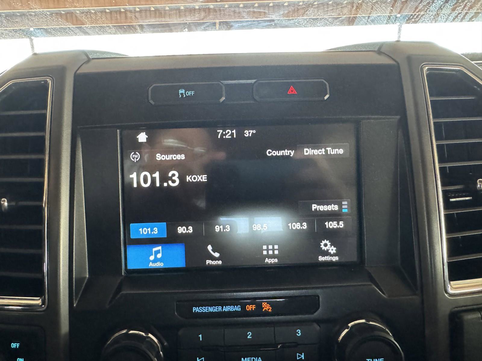 Used 2016 Ford F150 XLT w/ Equipment Group 302A Luxury image 13