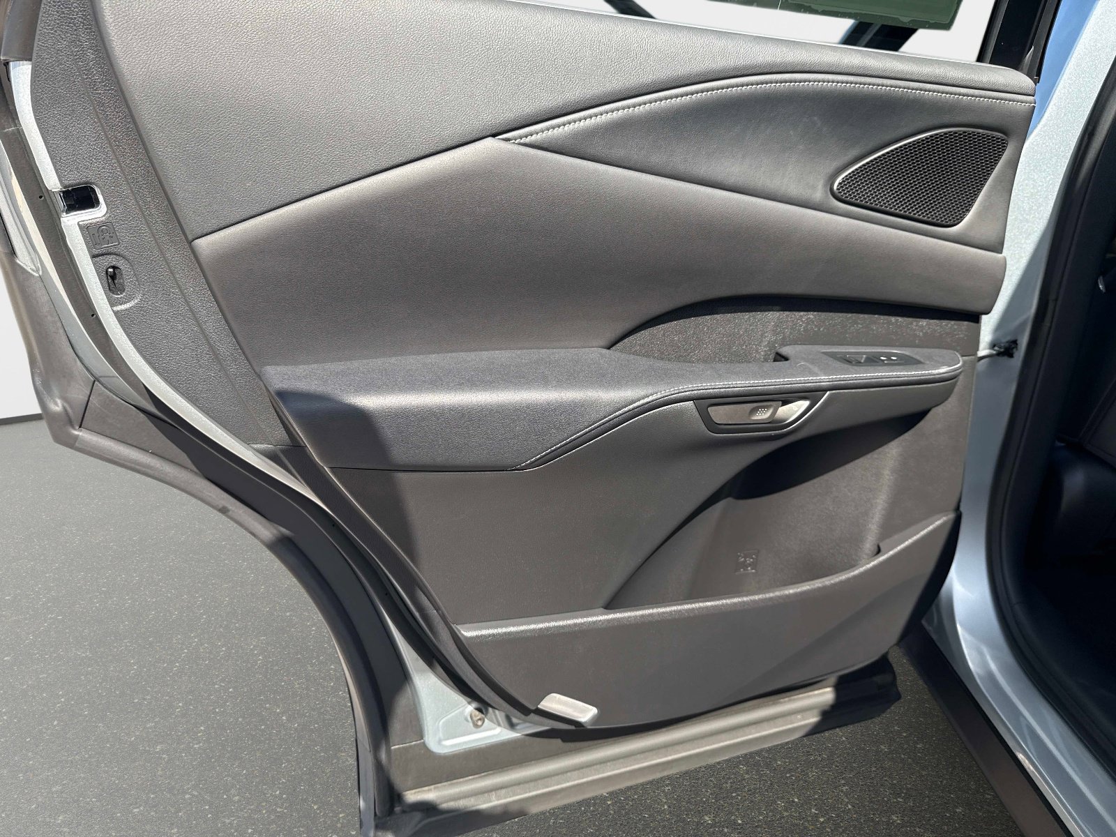 Used 2024 Lexus RX 350 Premium Plus w/ Convenience Package image 13