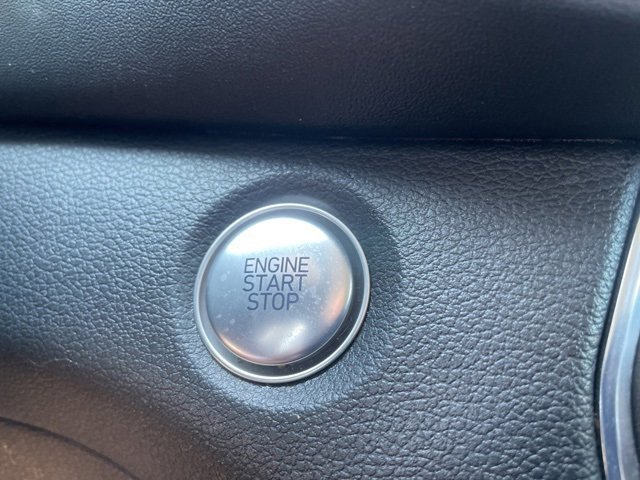 Used 2020 Hyundai Santa Fe SEL image 37