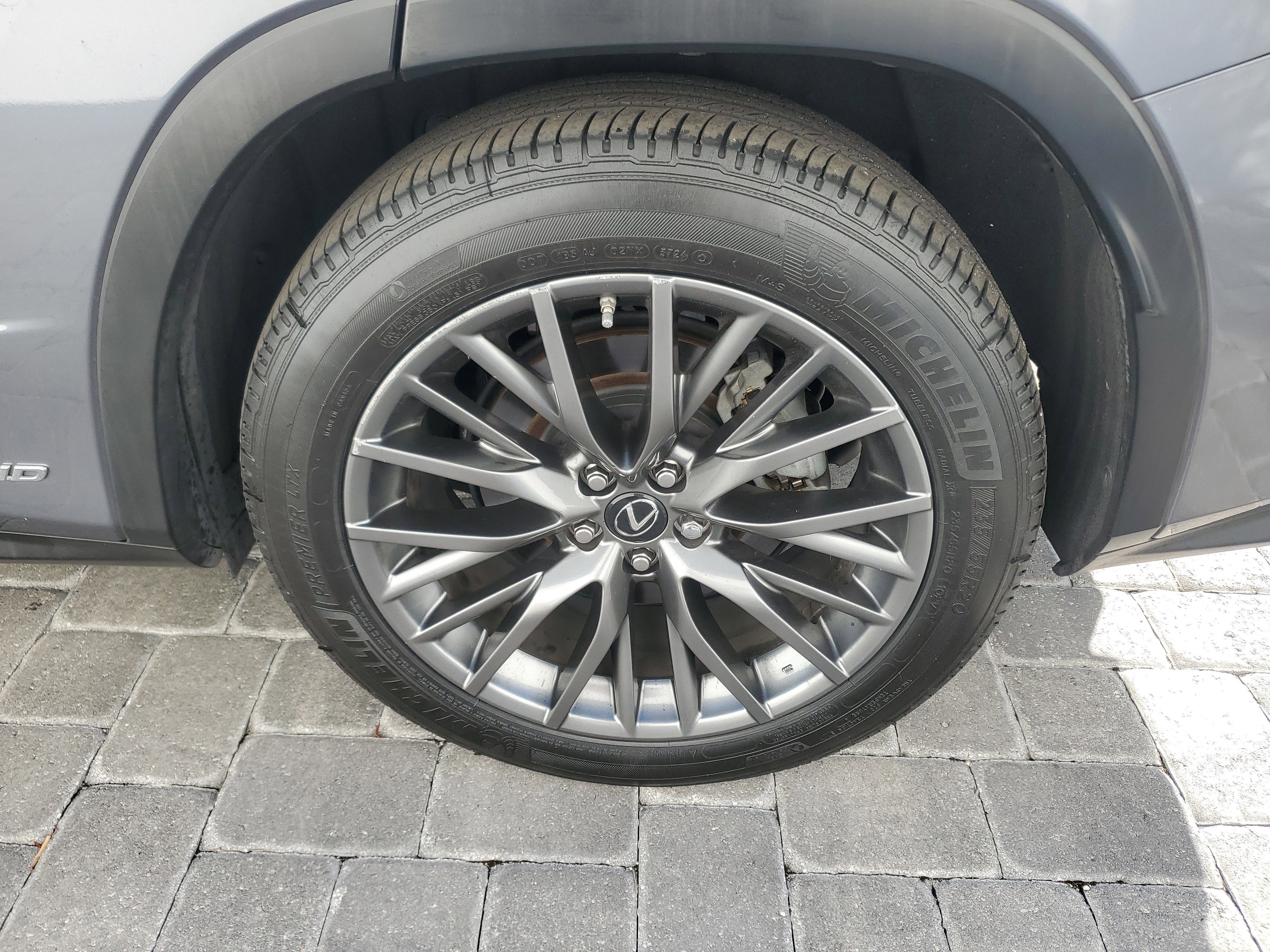 Used 2019 Lexus RX 450h AWD image 6