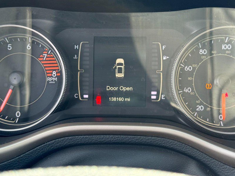 Used 2016 Jeep Cherokee Latitude image 19