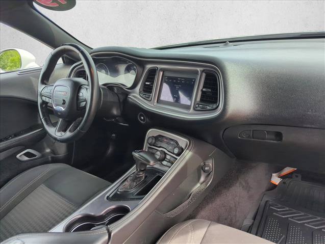 Used 2019 Dodge Challenger SXT RWD image 21