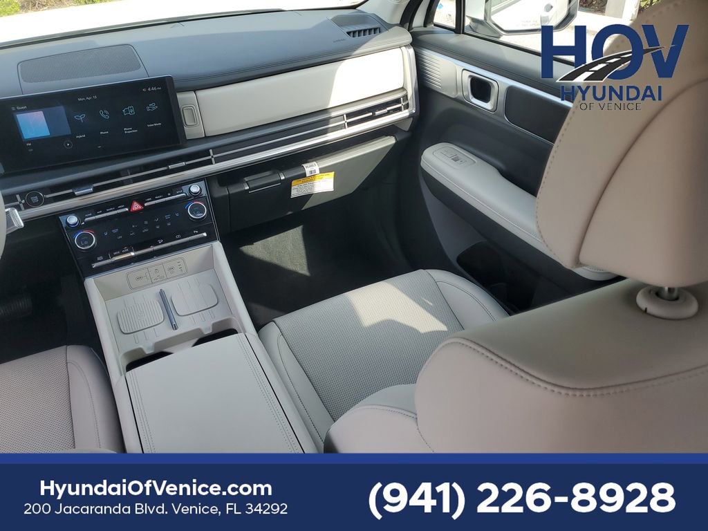 Used 2026 Hyundai Santa Fe SEL FWD image 22