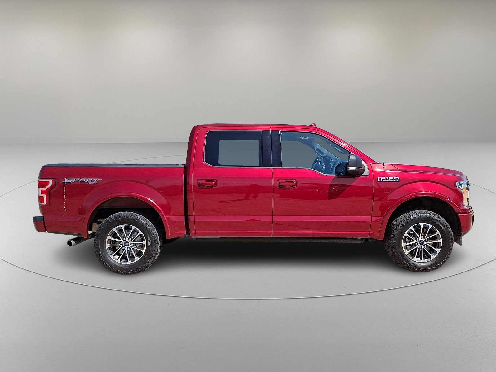Used 2018 Ford F150 XLT w/ Equipment Group 302A Luxury AWD/4WD image 12