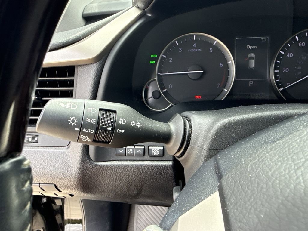 Used 2019 Lexus RX 350 AWD w/ Navigation Package image 28