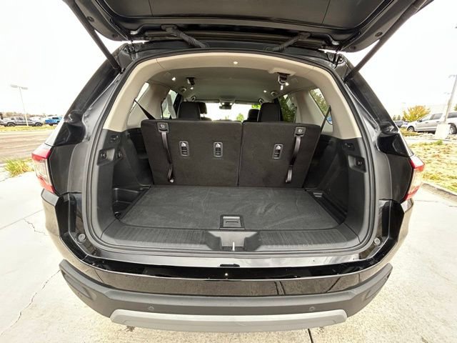 Used 2025 Honda Pilot EX-L image 16