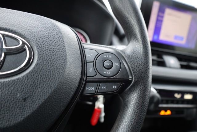 Used 2023 Toyota RAV4 LE image 24