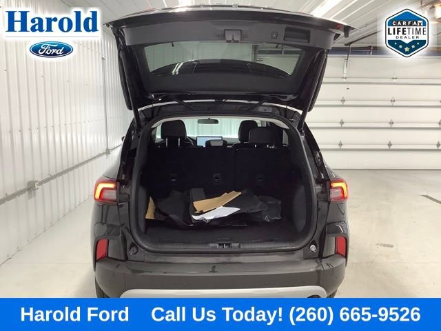 Used 2024 Ford Escape SE image 6