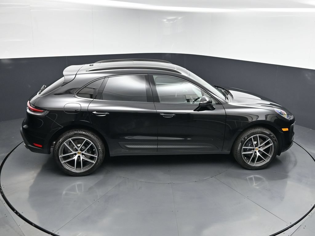 New 2026 Porsche Macan AWD/4WD image 19