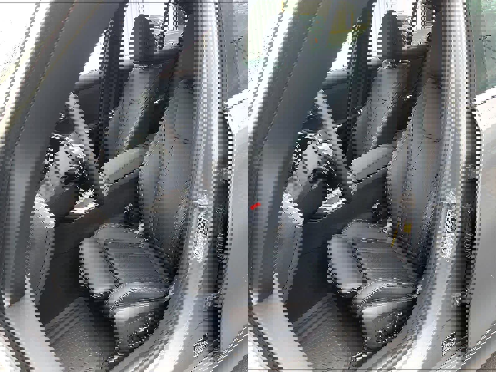 Used 2025 BMW 330i Sedan w/ Premium Package RWD image 27