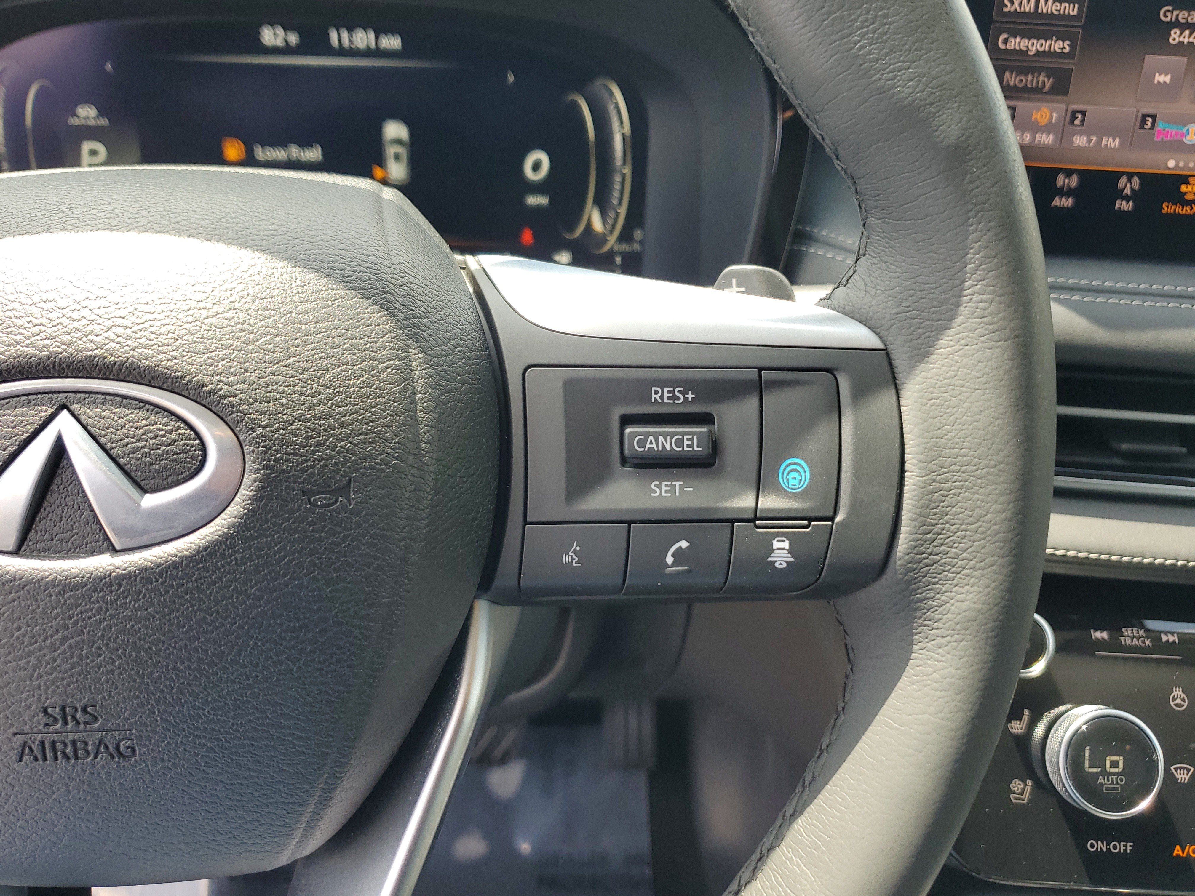 Used 2022 INFINITI QX60 Luxe w/ Cargo Package FWD image 23