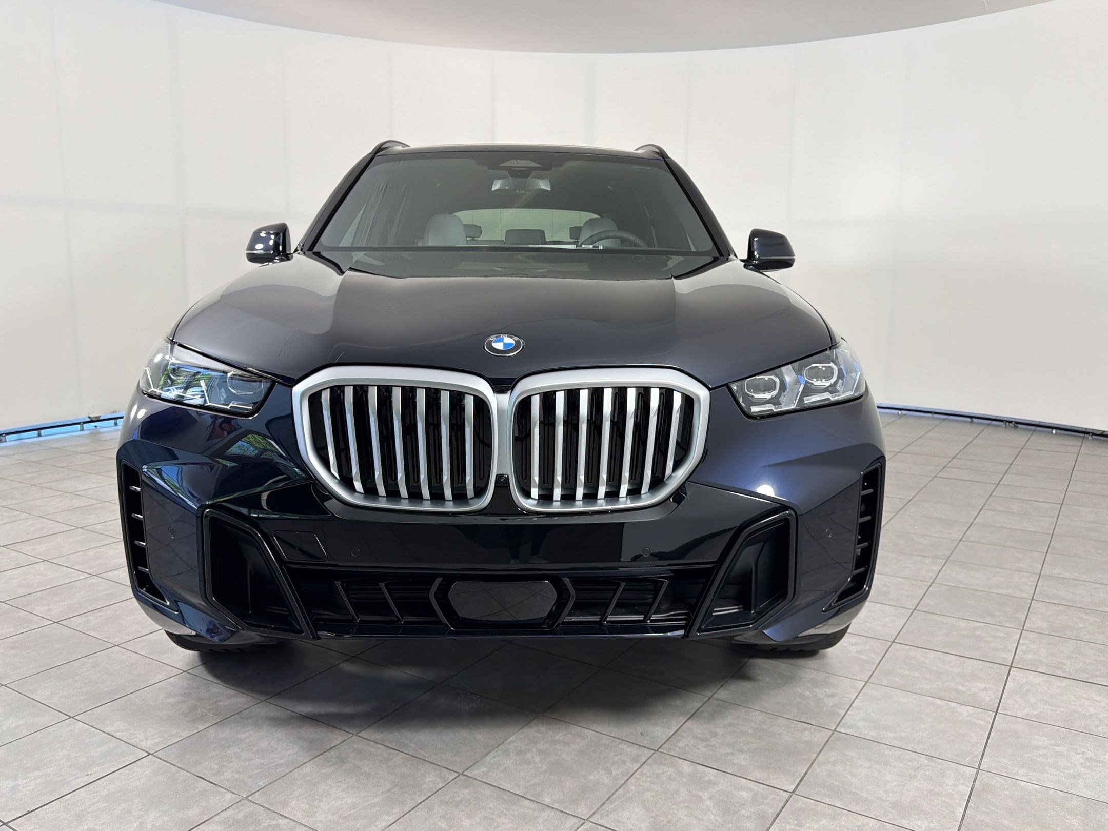 New 2026 BMW X5 xDrive40i AWD/4WD image 6