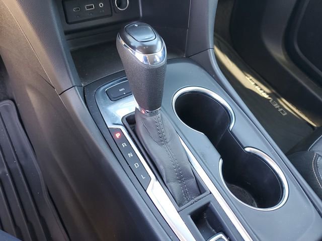 Used 2020 Chevrolet Equinox LT w/ Midnight Edition image 29