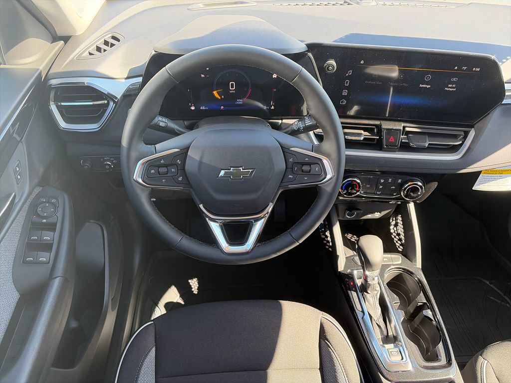 New 2026 Chevrolet TrailBlazer LT w/ Midnight Edition FWD image 10