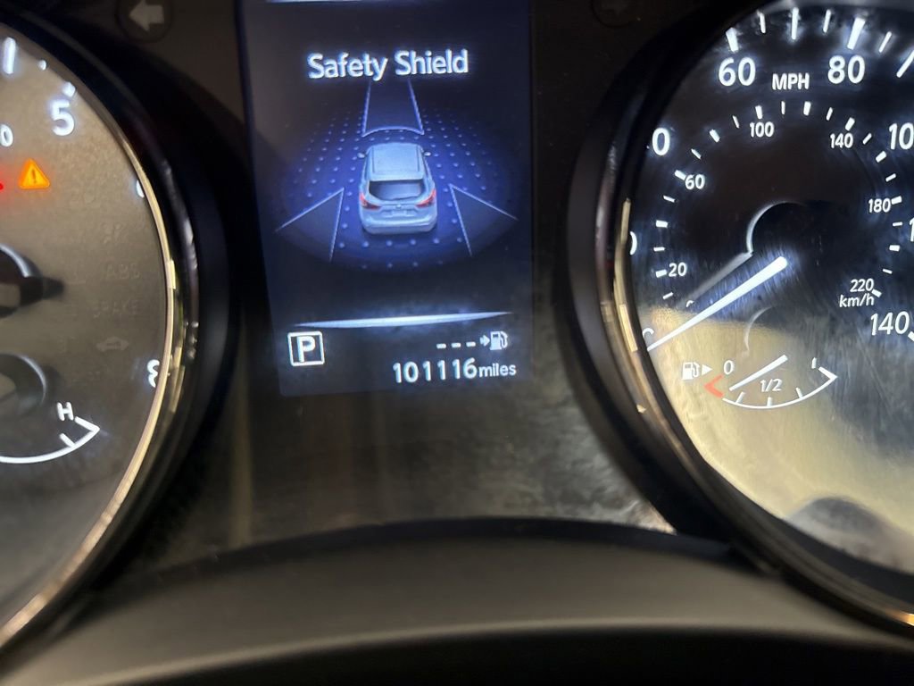 Used 2017 Nissan Rogue Sport SL w/ SL Premium Package image 34