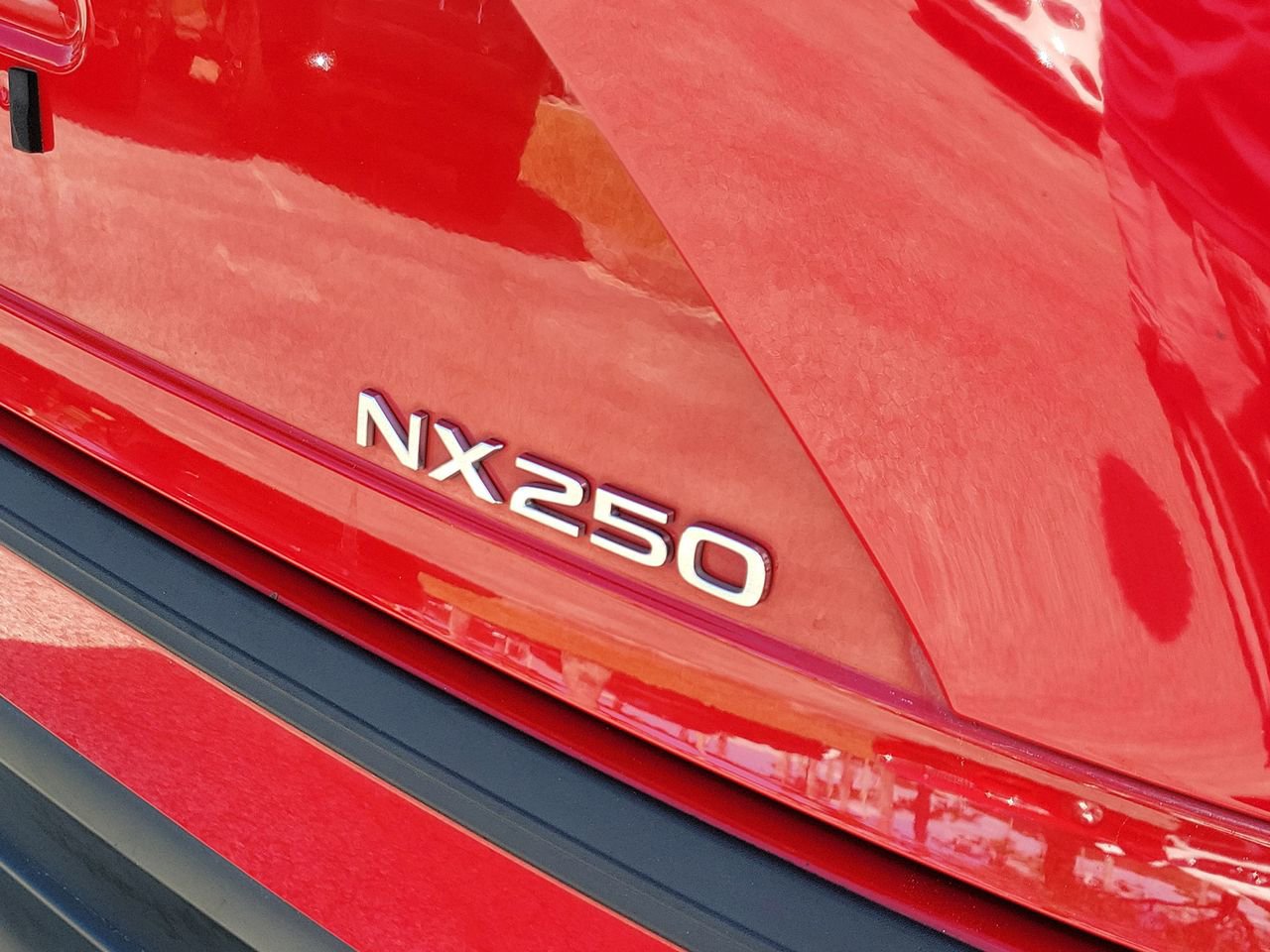 Used 2024 Lexus NX 250 FWD w/ Cold Area Package image 7