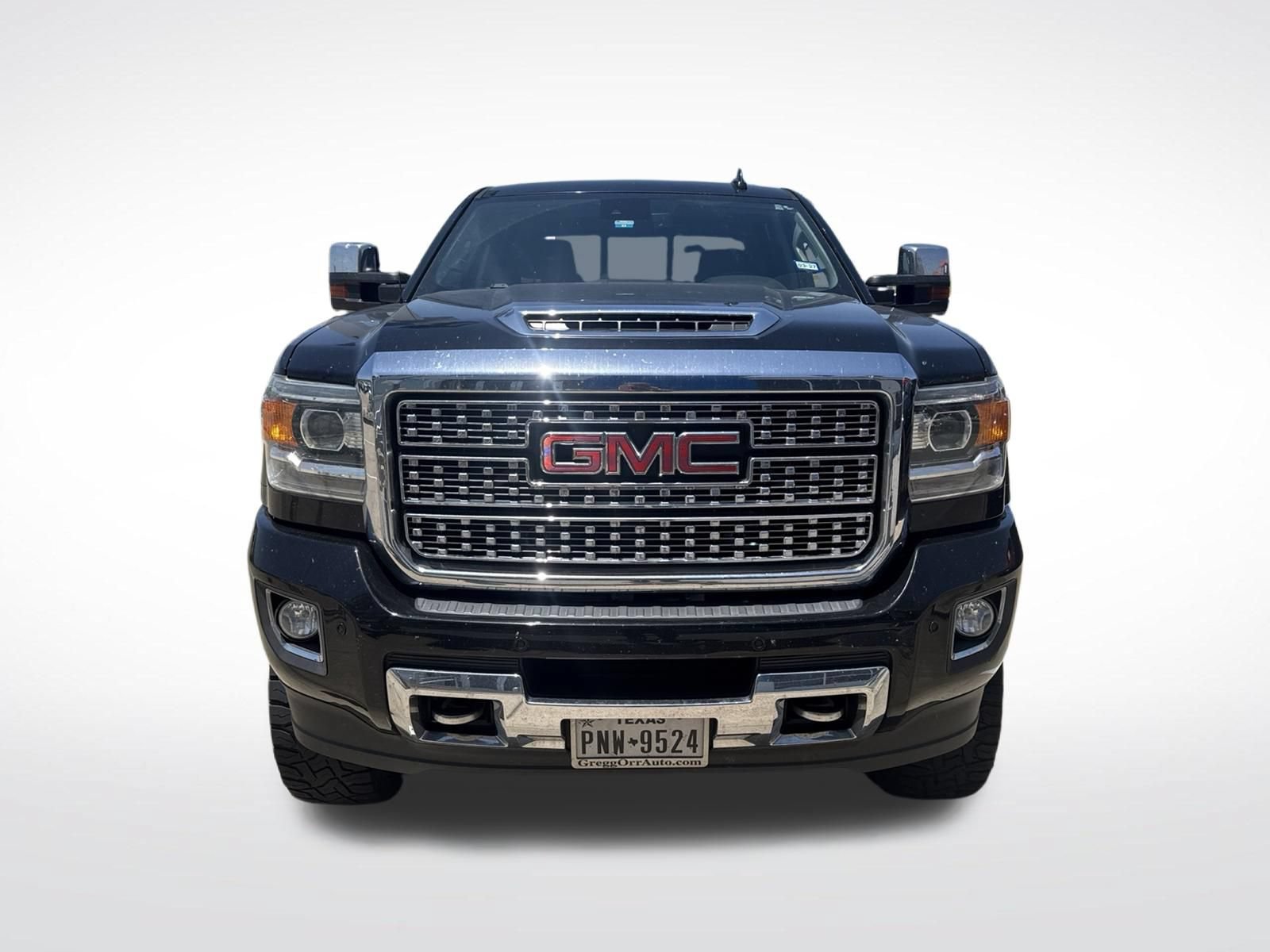 Used 2018 GMC Sierra 2500 Denali w/ Duramax Plus Package AWD/4WD image 2