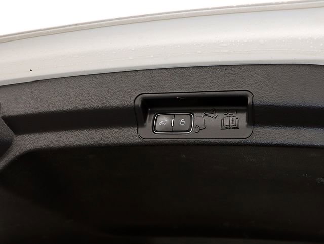 Certified 2022 Ford Explorer XLT image 31