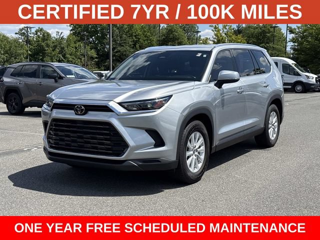 Used 2024 Toyota Grand Highlander FWD image 2