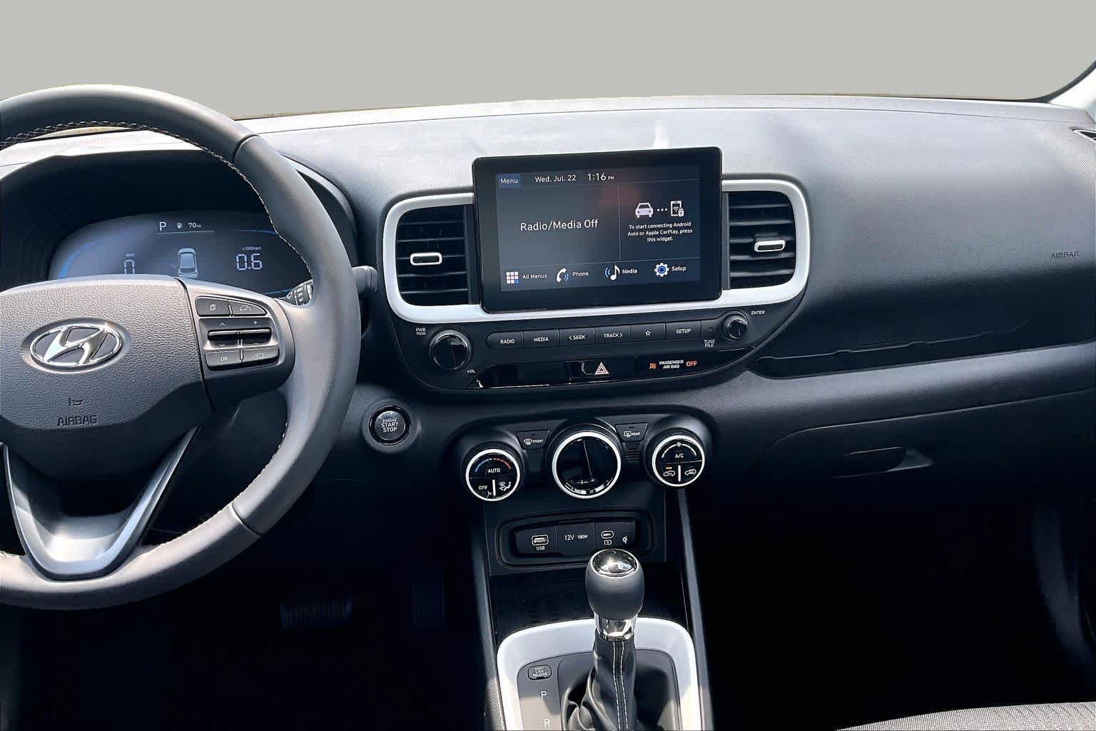New 2026 Hyundai Venue SEL FWD image 6