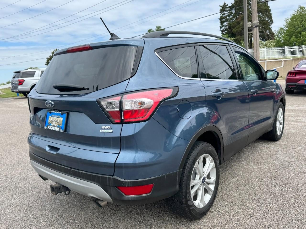 Used 2018 Ford Escape SEL w/ Ford Safe & Smart Package FWD image 3