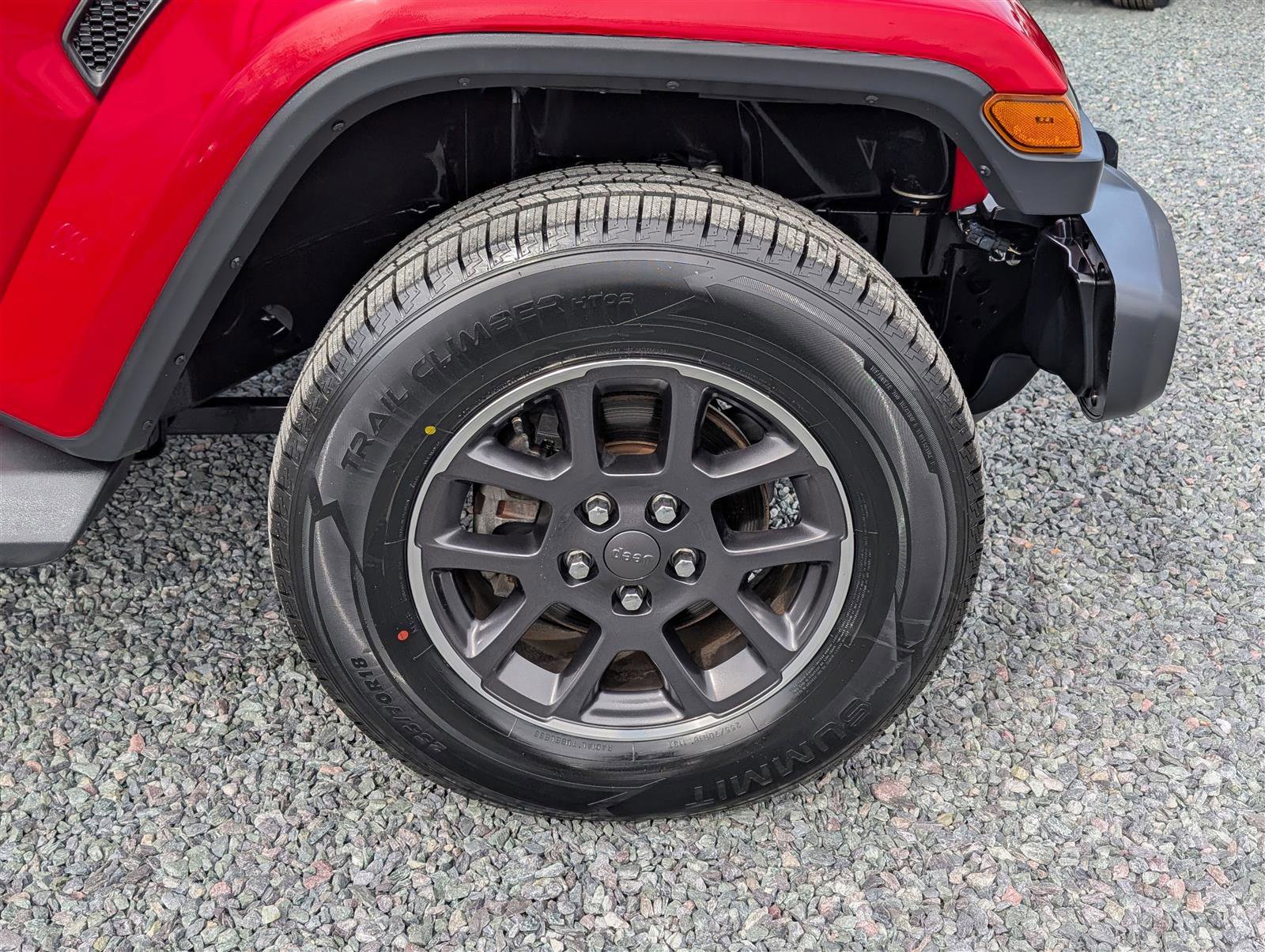 Used 2020 Jeep Gladiator Overland image 9