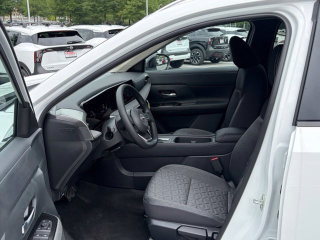 New 2026 Nissan Kicks SV w/ Cold Weather Package AWD/4WD image 15