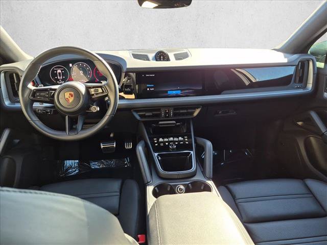 Used 2026 Porsche Cayenne S AWD/4WD image 18