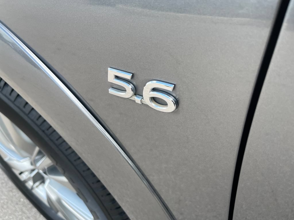Used 2018 INFINITI QX80 4WD w/ Driver Assistance Package image 32