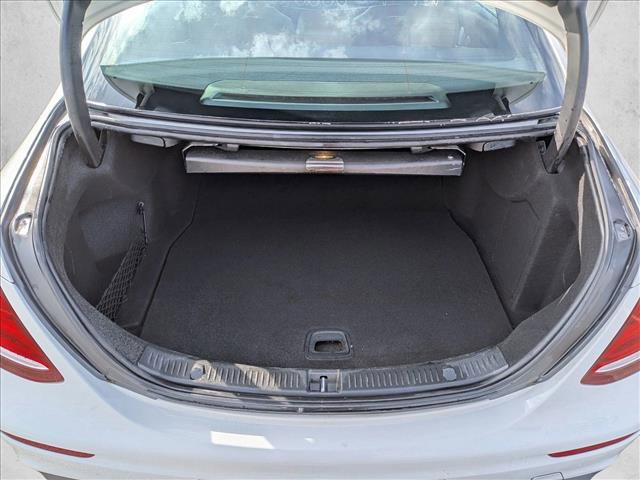 Used 2019 Mercedes-Benz E 300 4MATIC image 7