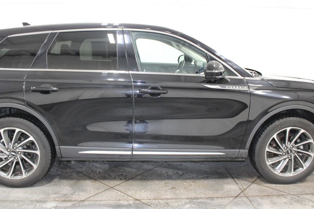 Used 2024 Lincoln Corsair AWD w/ Equipment Group 101A image 11