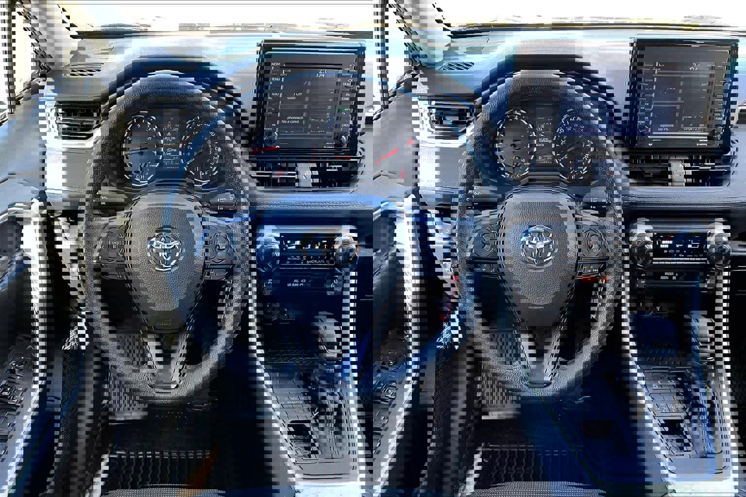 Certified 2021 Toyota RAV4 LE image 5