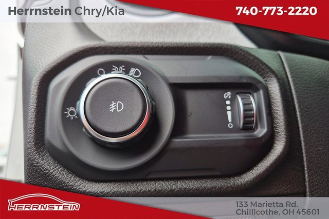 Used 2024 Jeep Wrangler Sport image 17