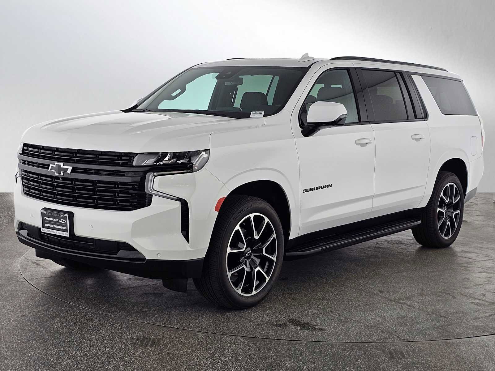 Used 2024 Chevrolet Suburban RST w/ Luxury Package image 7