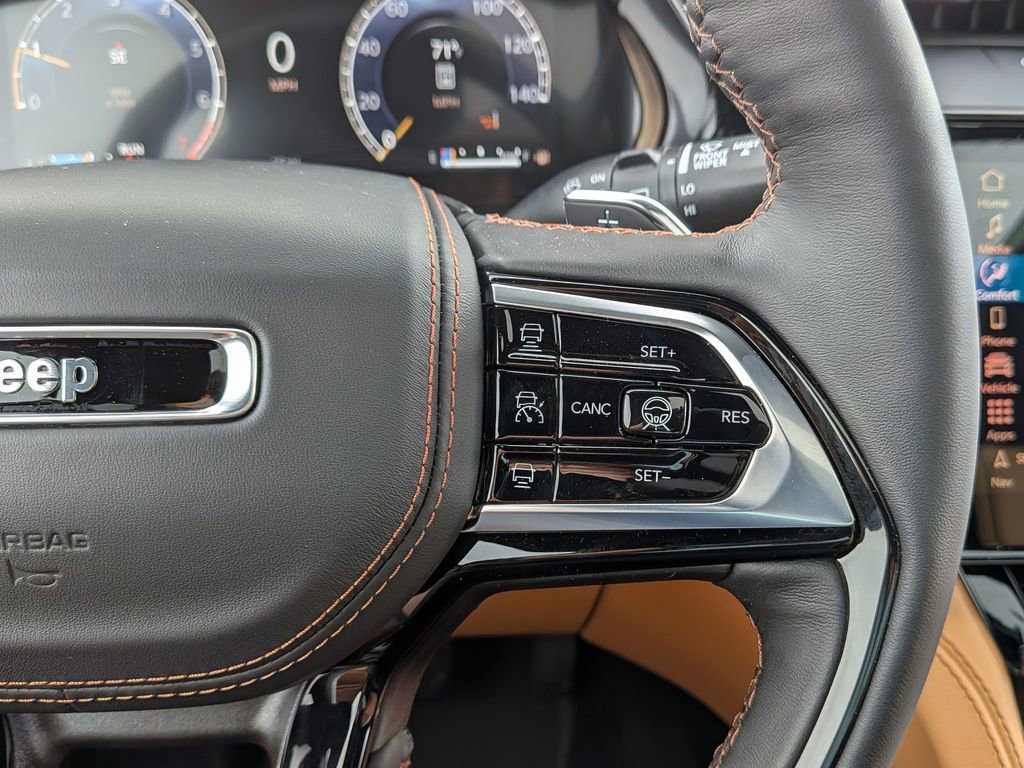 New 2026 Jeep Grand Cherokee Summit AWD/4WD image 21
