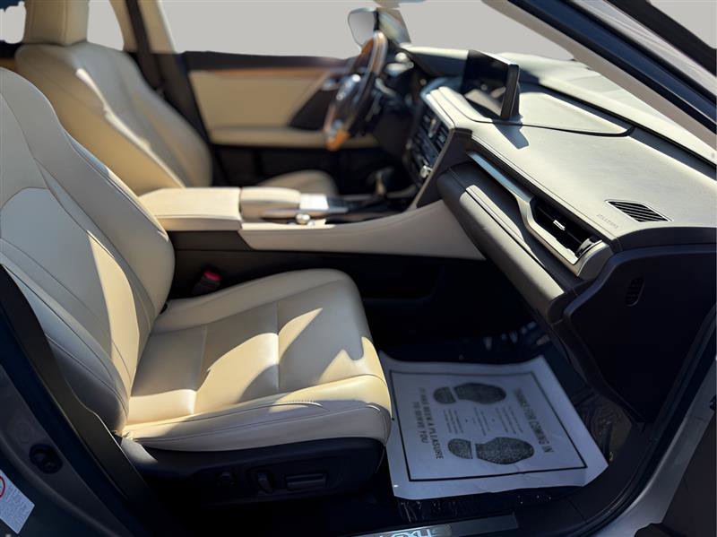 Used 2020 Lexus RX 350L FWD image 30