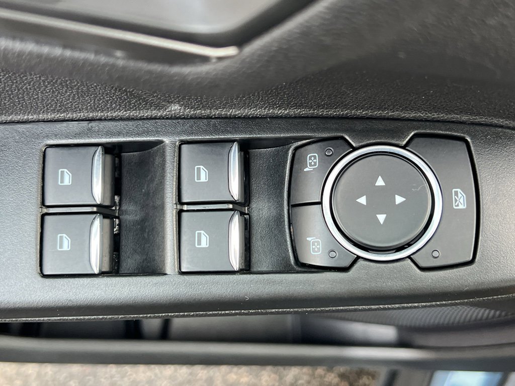 Used 2023 Ford Escape SE w/ Class II Trailer Tow Package image 12