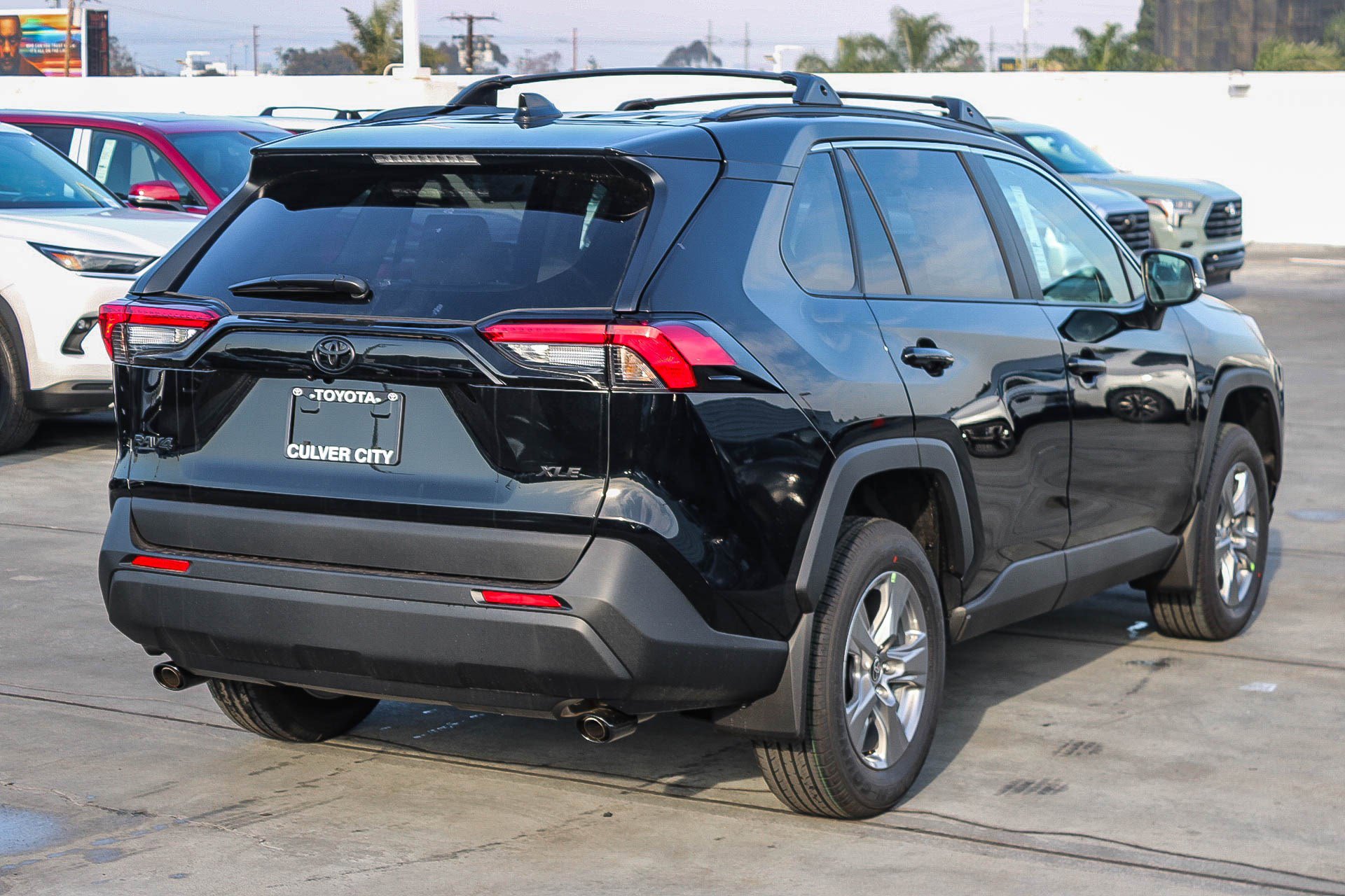 New 2025 Toyota RAV4 XLE image 9