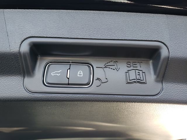 New 2026 Ford Explorer ST w/ Sun And Sound Package image 9