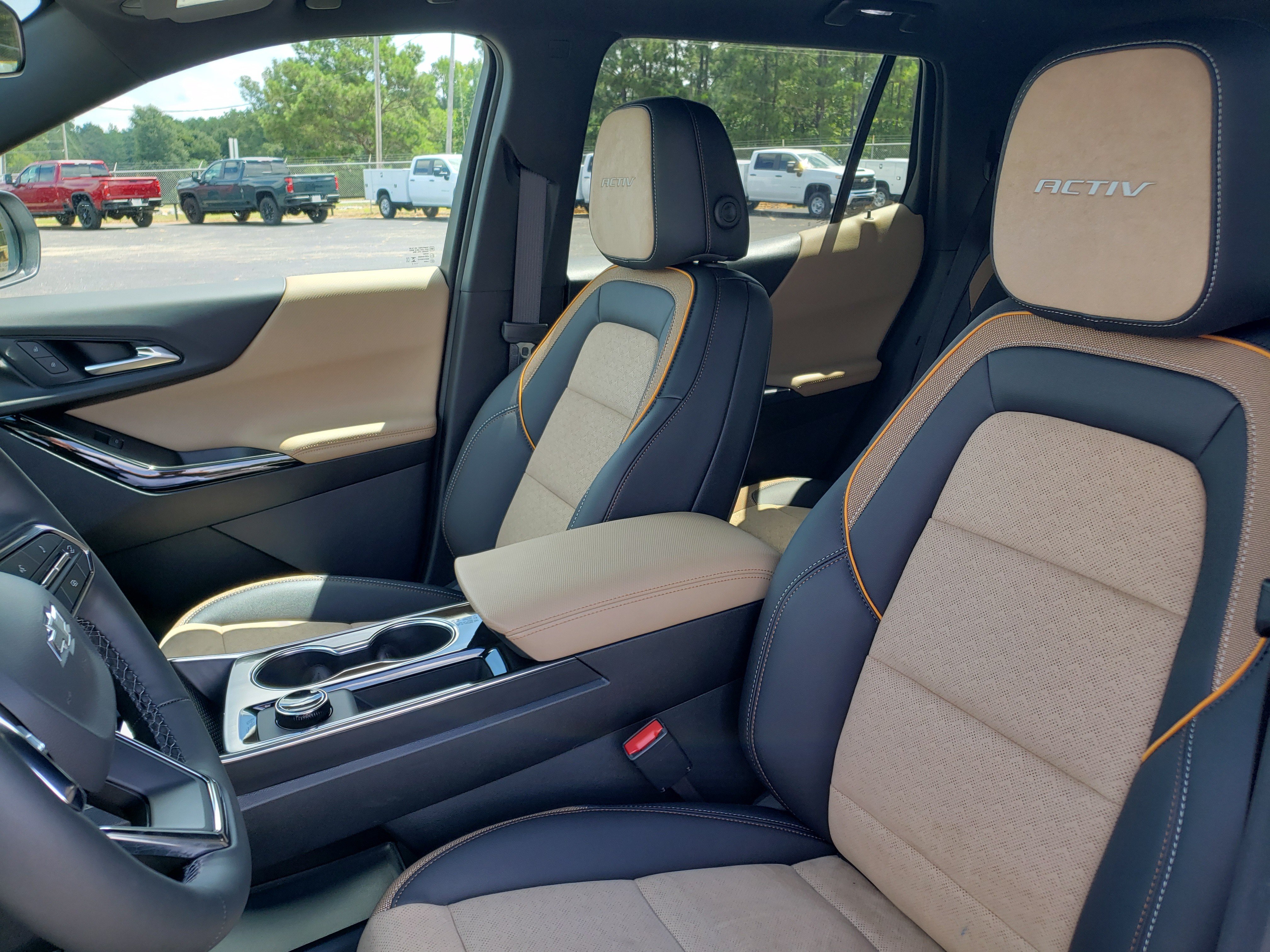 New 2026 Chevrolet Equinox ACTIV w/ Convenience Package III FWD image 26
