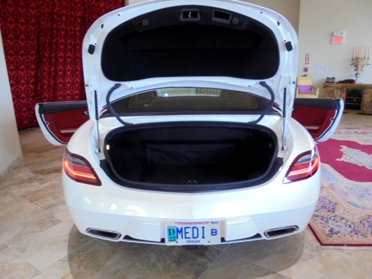 Used 2012 Mercedes-Benz SLS AMG Roadster image 34