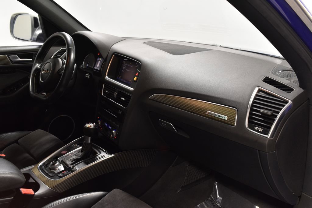 Used 2015 Audi SQ5 Premium Plus w/ Technology Package image 32