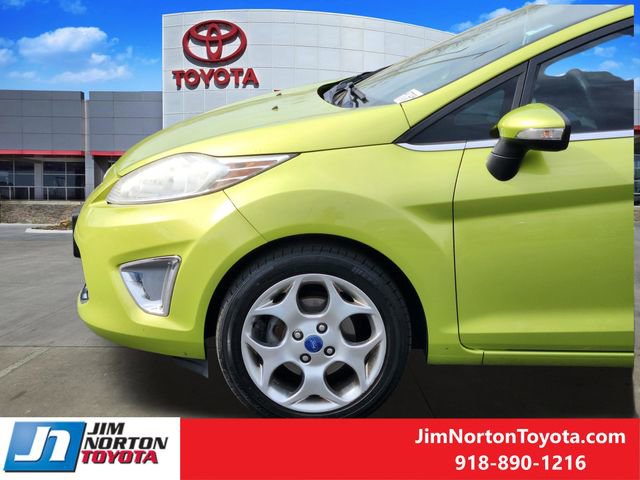Used 2013 Ford Fiesta Titanium image 8