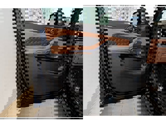 New 2026 BMW X5 M Competition w/ Executive Package image 54